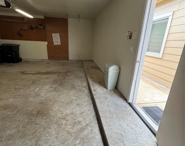 20507 Providence Point Drive - Photo Thumbnail 32