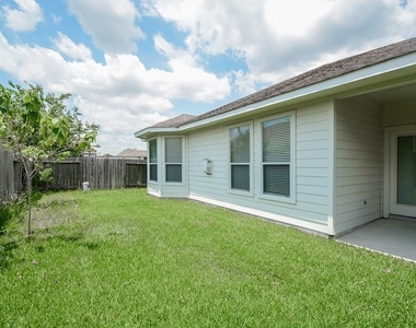 4911 Spring Showers Court - Photo Thumbnail 12