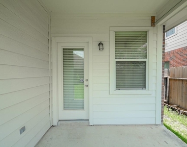 4911 Spring Showers Court - Photo Thumbnail 13