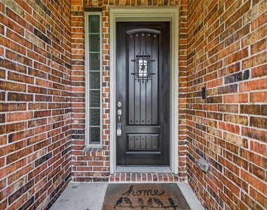 10514 Inverclyde Drive - Photo Thumbnail 3