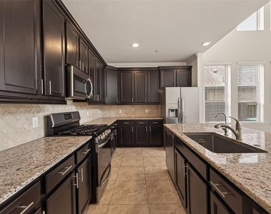 10514 Inverclyde Drive - Photo Thumbnail 16