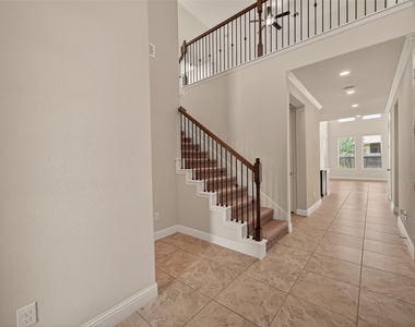 10514 Inverclyde Drive - Photo Thumbnail 5