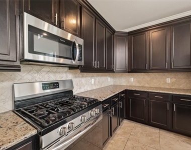 10514 Inverclyde Drive - Photo Thumbnail 17