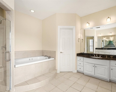 3022 Orchard Court - Photo Thumbnail 12
