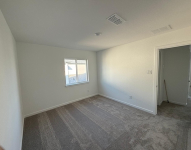 22142 Ingham Bluff Lane - Photo Thumbnail 9