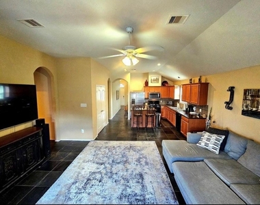 3418 Dorsey Lane - Photo Thumbnail 7