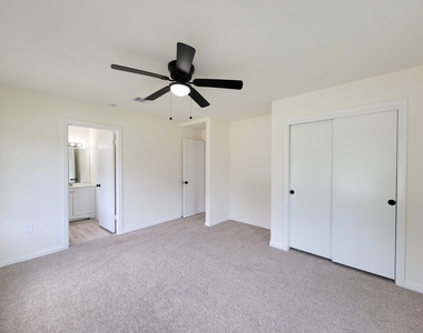 301 Cypress Street - Photo Thumbnail 22