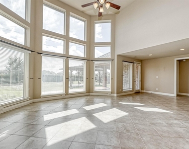 27415 Blinkwood Park - Photo Thumbnail 6