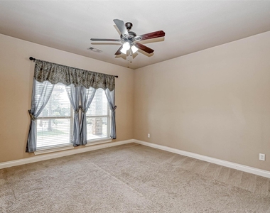 27415 Blinkwood Park - Photo Thumbnail 11