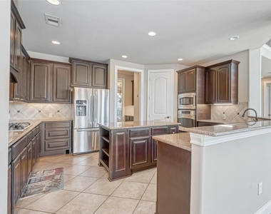 27415 Blinkwood Park - Photo Thumbnail 7