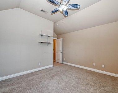 27415 Blinkwood Park - Photo Thumbnail 21
