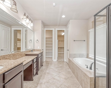 27415 Blinkwood Park - Photo Thumbnail 15