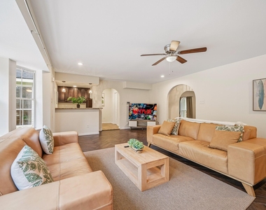 16811 Waycreek Road - Photo Thumbnail 28