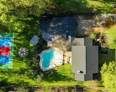 16811 Waycreek Road - Photo Thumbnail 5