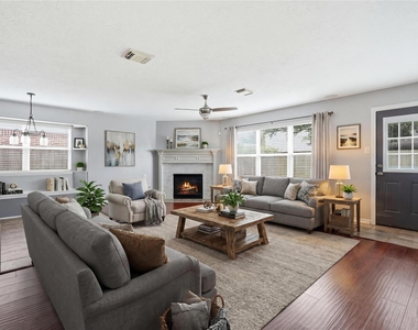 2605 Los Alamos Circle - Photo Thumbnail 24