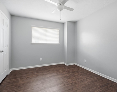 2605 Los Alamos Circle - Photo Thumbnail 19