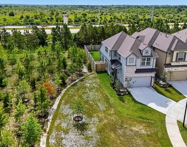 12770 Grayson County Drive - Photo Thumbnail 25