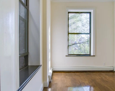 52 Barrow Street - Photo Thumbnail 3