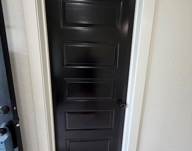 2814 Truxillo Street - Photo Thumbnail 2