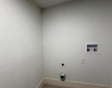 2814 Truxillo Street - Photo Thumbnail 18