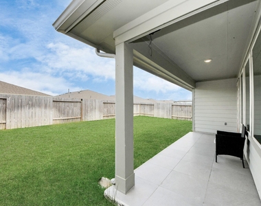 7007 Fleetwood Crescent Way - Photo Thumbnail 31