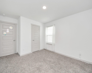 7007 Fleetwood Crescent Way - Photo Thumbnail 25