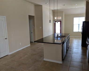 5211 Ivory Glass Drive - Photo Thumbnail 6