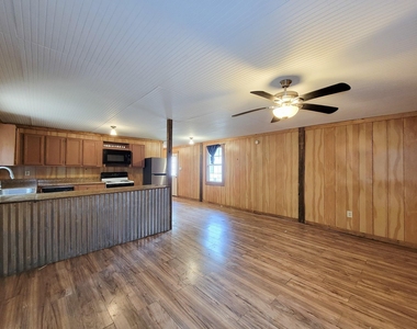 20272 Forest Woods Lane - Photo Thumbnail 8