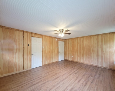 20272 Forest Woods Lane - Photo Thumbnail 9