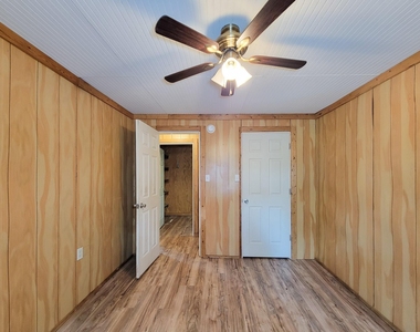 20272 Forest Woods Lane - Photo Thumbnail 12