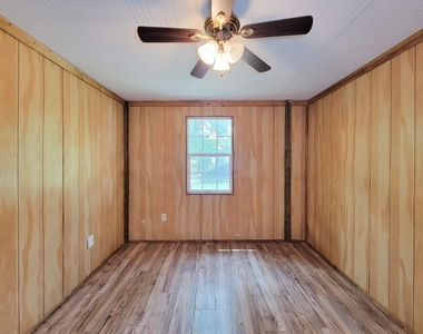 20272 Forest Woods Lane - Photo Thumbnail 11