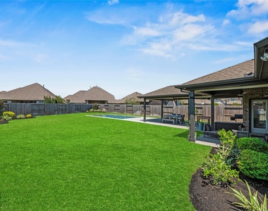 11211 Puckett River Drive - Photo Thumbnail 3