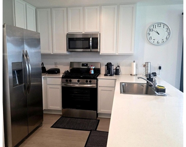 3323 Silvery Bryum Drive - Photo Thumbnail 3