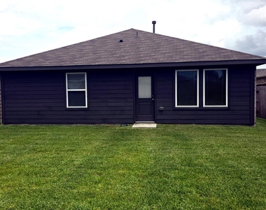3323 Silvery Bryum Drive - Photo Thumbnail 12