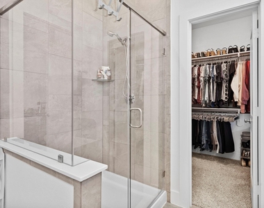 7907 Starfish Arbor Drive - Photo Thumbnail 18