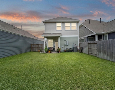 7907 Starfish Arbor Drive - Photo Thumbnail 25