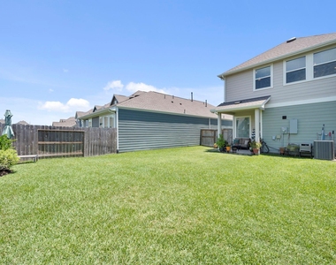 7907 Starfish Arbor Drive - Photo Thumbnail 24