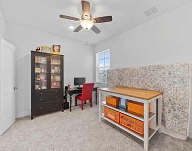 7907 Starfish Arbor Drive - Photo Thumbnail 12
