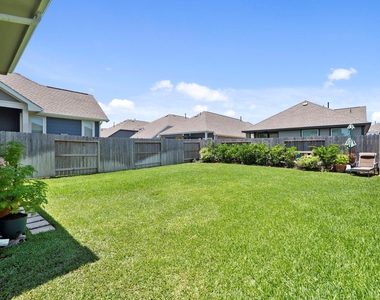 7907 Starfish Arbor Drive - Photo Thumbnail 23