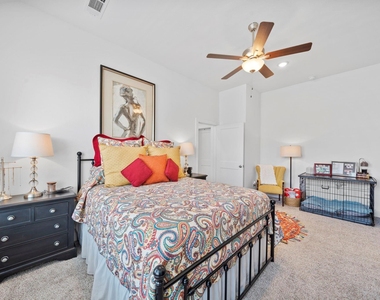7907 Starfish Arbor Drive - Photo Thumbnail 16