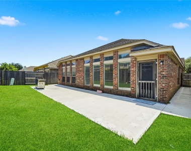 3802 Windmill Links Drive - Photo Thumbnail 23