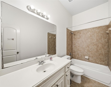 3802 Windmill Links Drive - Photo Thumbnail 21