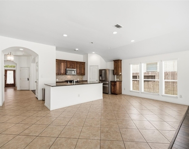 3802 Windmill Links Drive - Photo Thumbnail 6