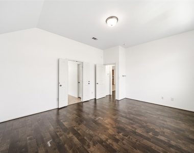 3802 Windmill Links Drive - Photo Thumbnail 14
