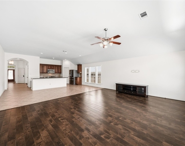 3802 Windmill Links Drive - Photo Thumbnail 10