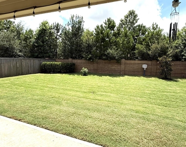 15823 Vanderpool River Drive - Photo Thumbnail 24