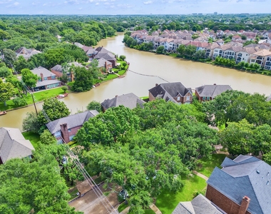 1127 Gloria Court - Photo Thumbnail 2