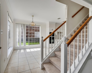 1127 Gloria Court - Photo Thumbnail 18