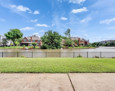 1127 Gloria Court - Photo Thumbnail 31