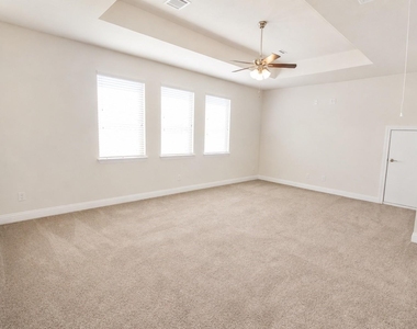 10919 Texas Rose Drive - Photo Thumbnail 3